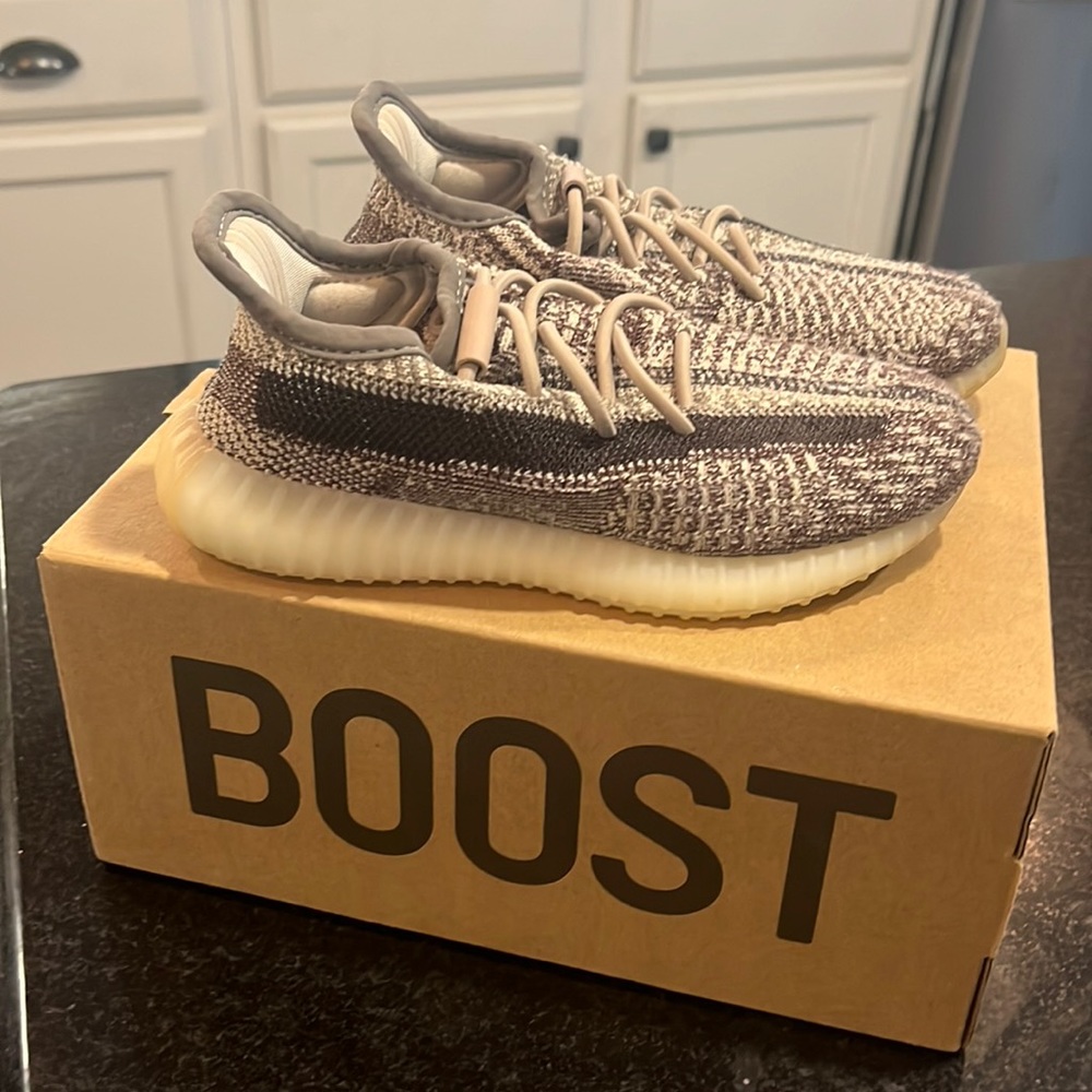 Yeezy boost 350 size 12k